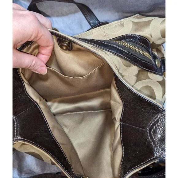 Coach Beige Handbag - Picture 4 of 11